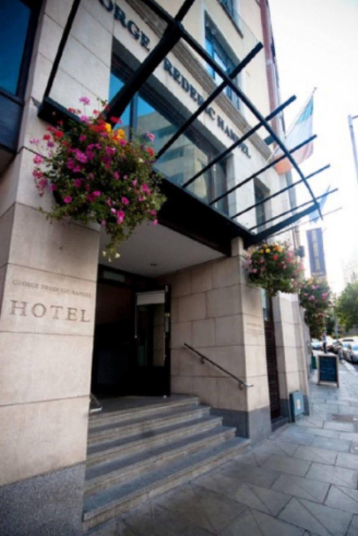 Handel's Hotel 3*